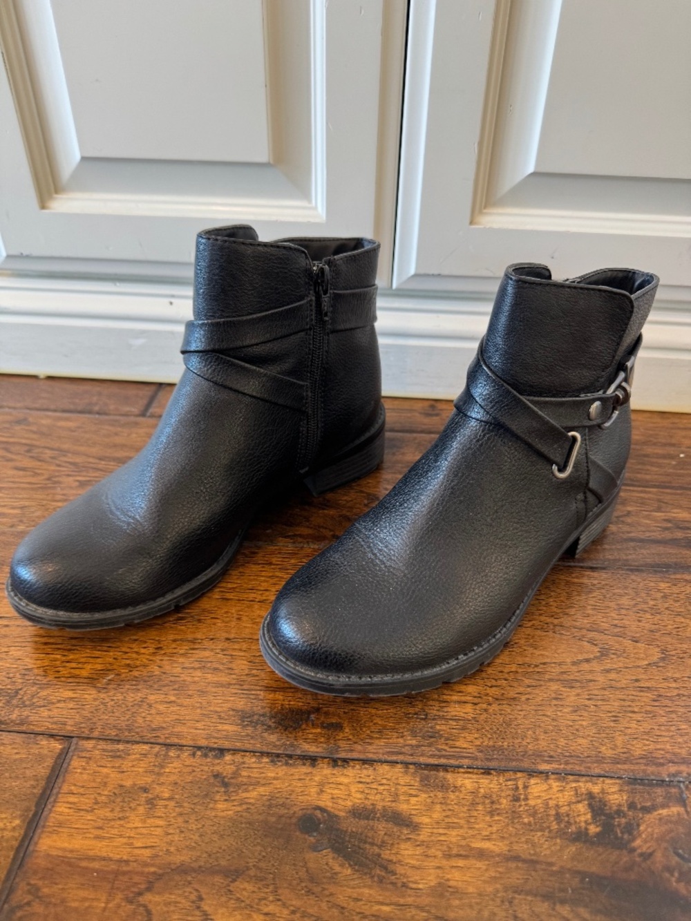 Croft & Barrow Black Ankle Boots Women's Size 7